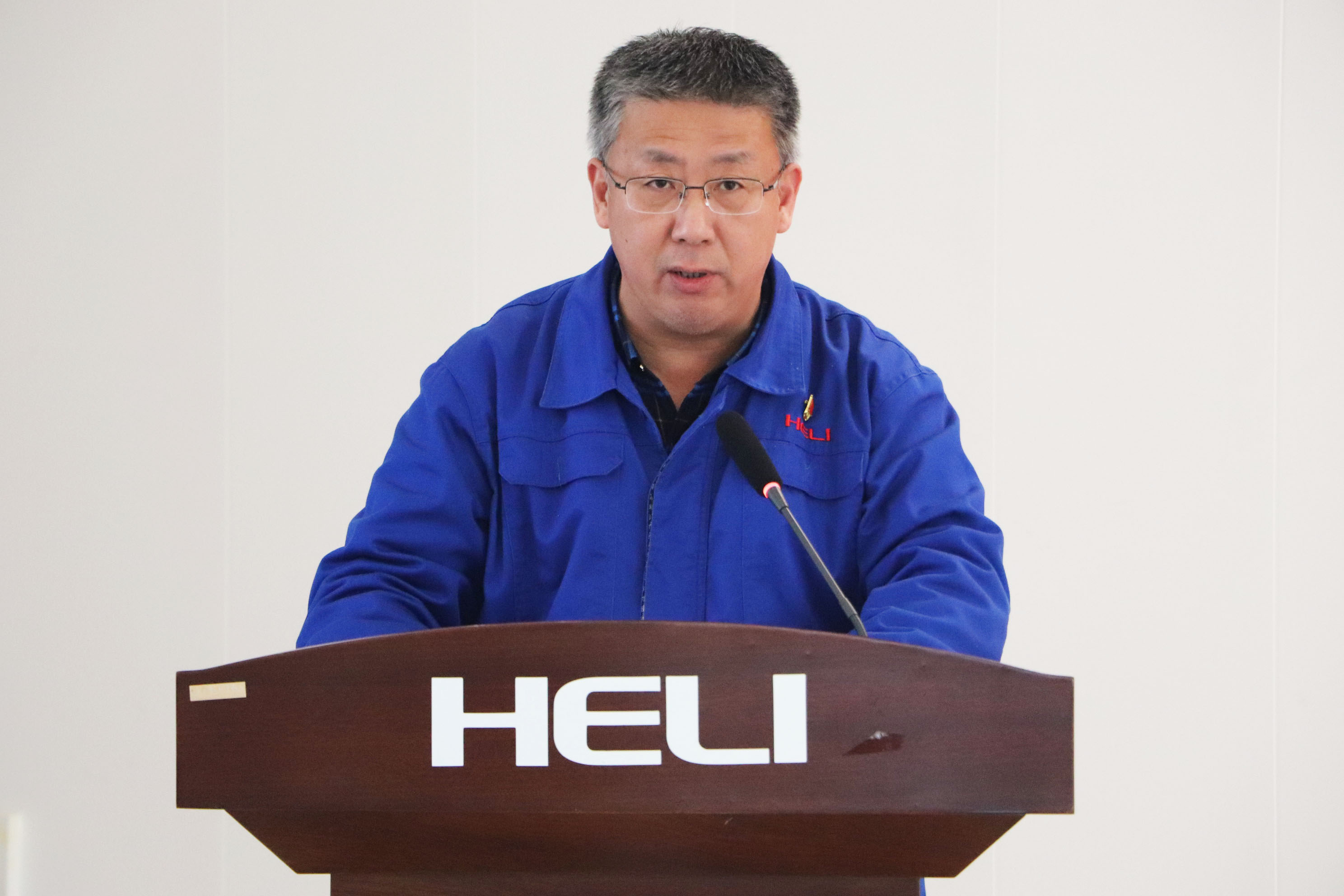 盘锦尊龙凯时党委书记、董事长、总经理孙鸿钧作动员讲话02.JPG